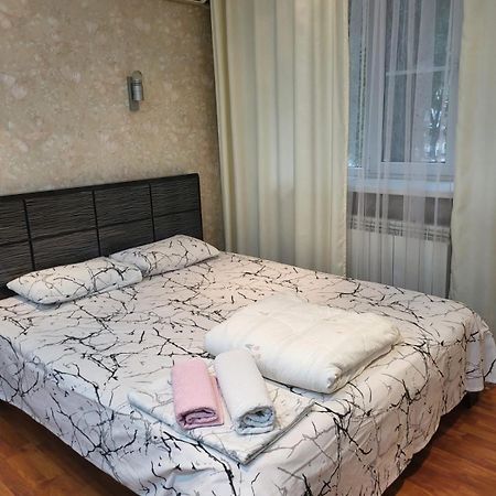 Apartments Ahmetova 6 32 Almaty Exterior foto